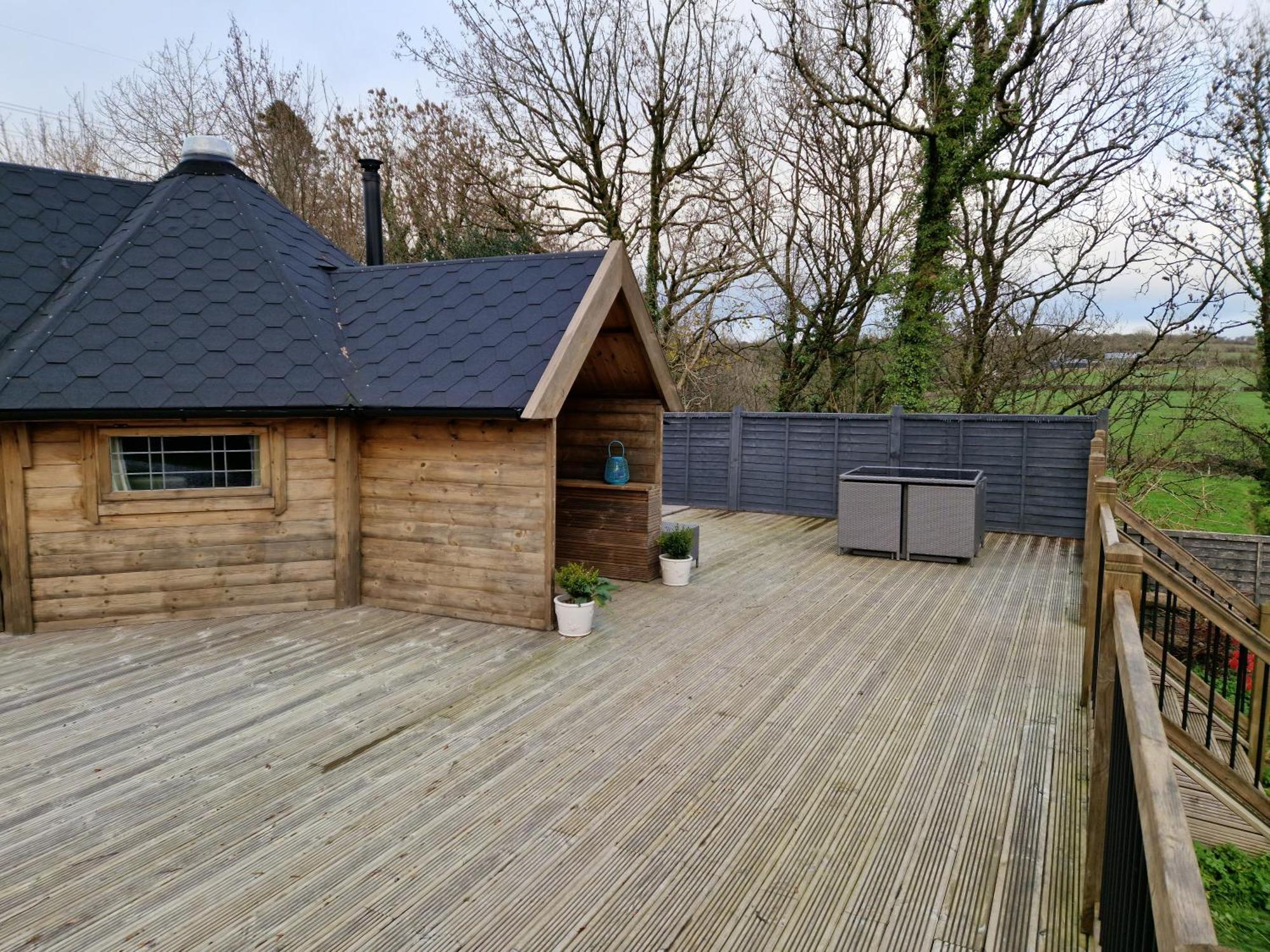 Ludchurch The Hive - Unique Log Cabin With Wood Burning Stove מראה חיצוני תמונה